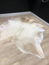 Load image into Gallery viewer, XL Charolais Cowhide Rug (blonde / champagne/ cream)