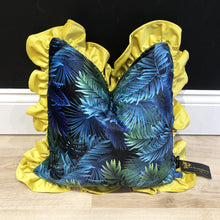 Load image into Gallery viewer, Talk to the Palm Frill Cushion
